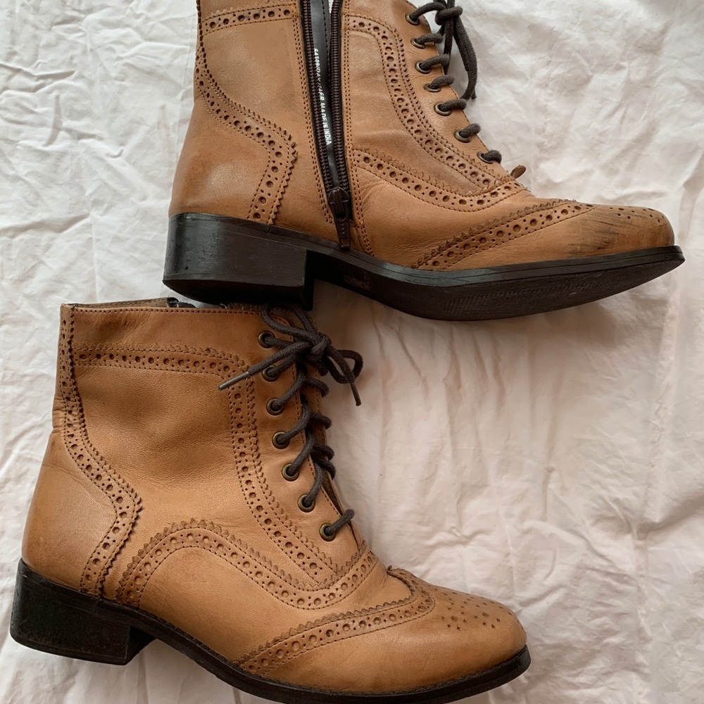 Diba True Tan Leather Wingtip Zip-up Ankle Boots